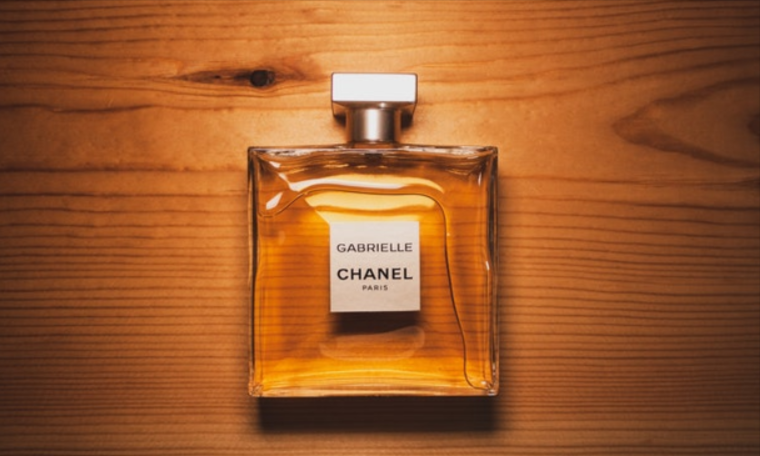 Coco Chanel perfume dossier.co